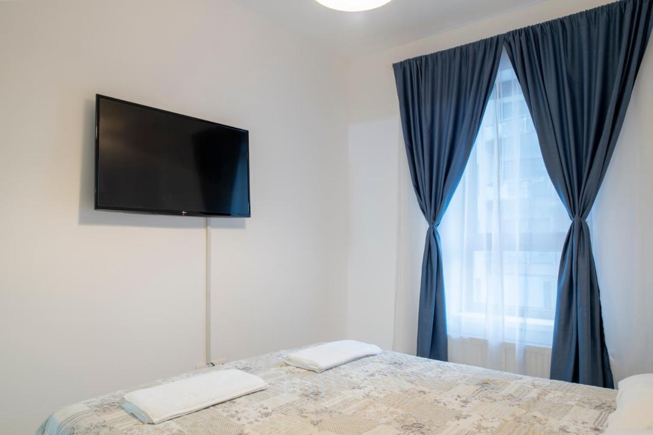 Gvitown Central Apartment Bucarest Esterno foto