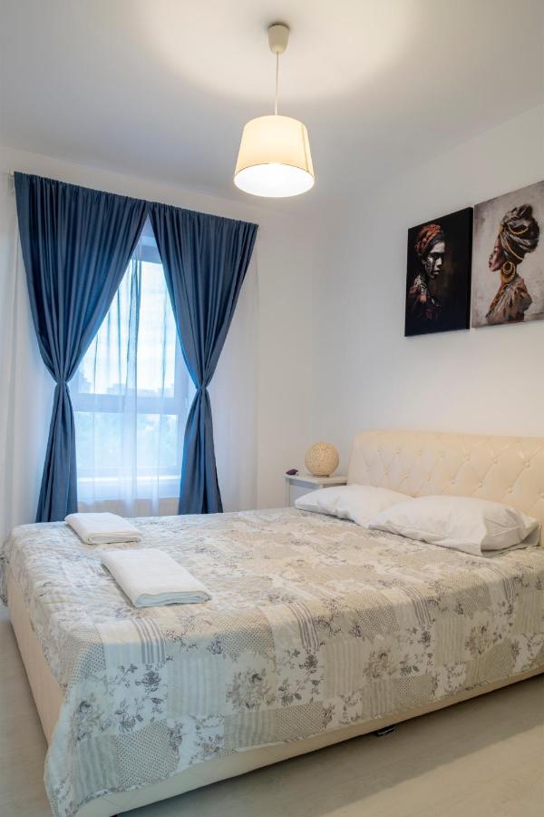 Gvitown Central Apartment Bucarest Esterno foto